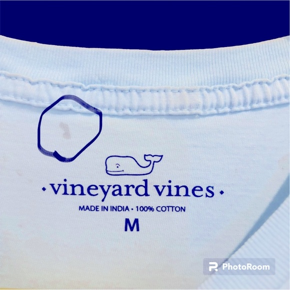 Vineyard Vines light pale blue tshirt,, good condition, size medium.100% cotton - Picture 4 of 4